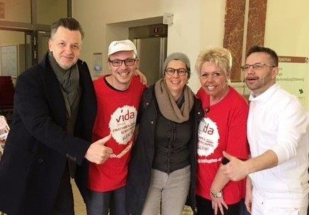 vida-Vorsitzender Roman Hebenstreit auf "Einkommen muss reinkommen"-Tour . 