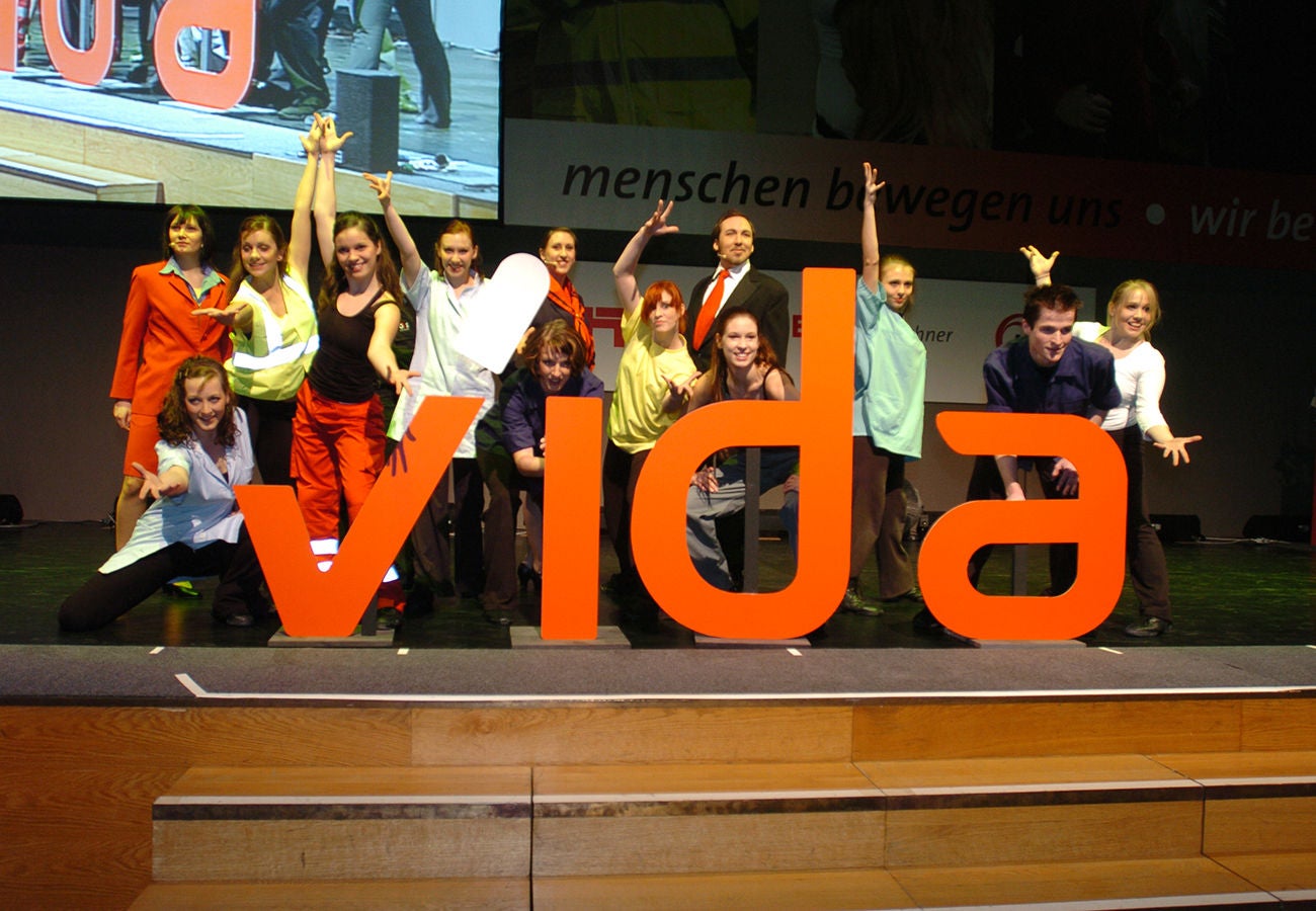 2006_vida_Gründungskongress_vidalogo_in_Szene