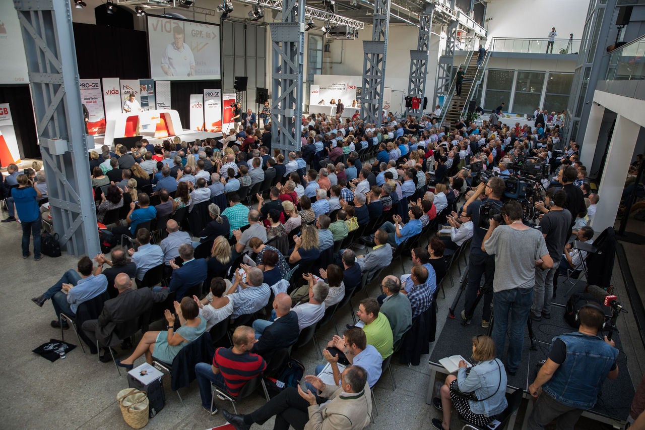 Der ÖGB lud mit den Gewerkschaften zur großen KV-Verhandler:innen-Konferenz im September 2018. ein.