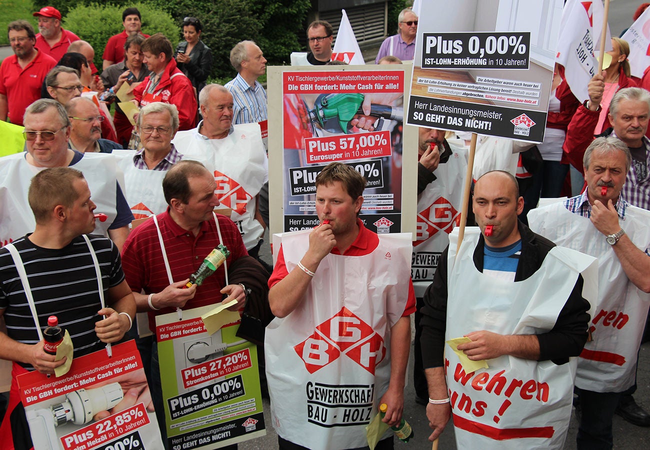 Nach vielen Jahren der Verhandlungen und Proteste in ganz Österreich erreicht die GBH auch im Holz und Kunststoff verarbeitenden Gewerbe Ist-Lohnerhöhungen.