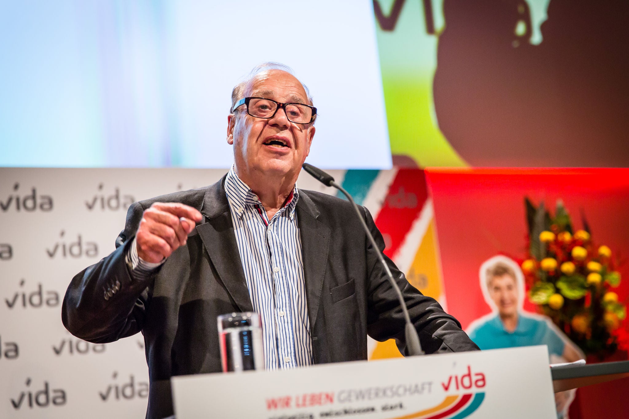 Globalisierungskritiker Jean Ziegler hält beim 3. vida-Gewerkschafsttag ein Gastreferat.