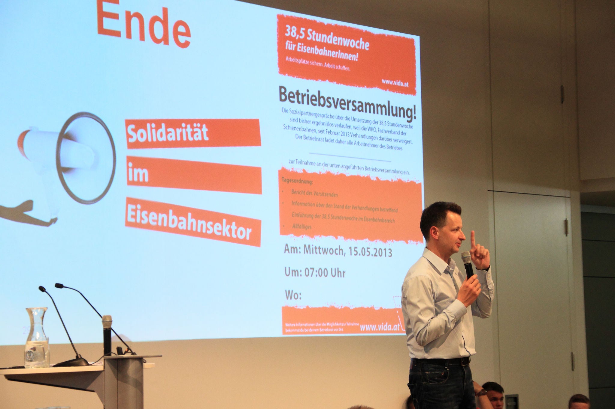 Roman Hebenstreit bei ÖBB-Betriebsversammlung anlässlich der Senkung der Arbeitszeit auf 38,5 Wochenstunden